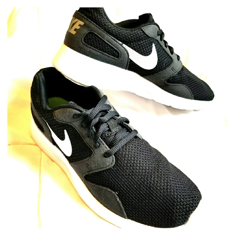 Nike women's running shoes